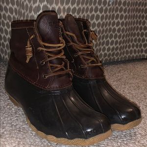 Women’s size 8 Sperry Duck boots